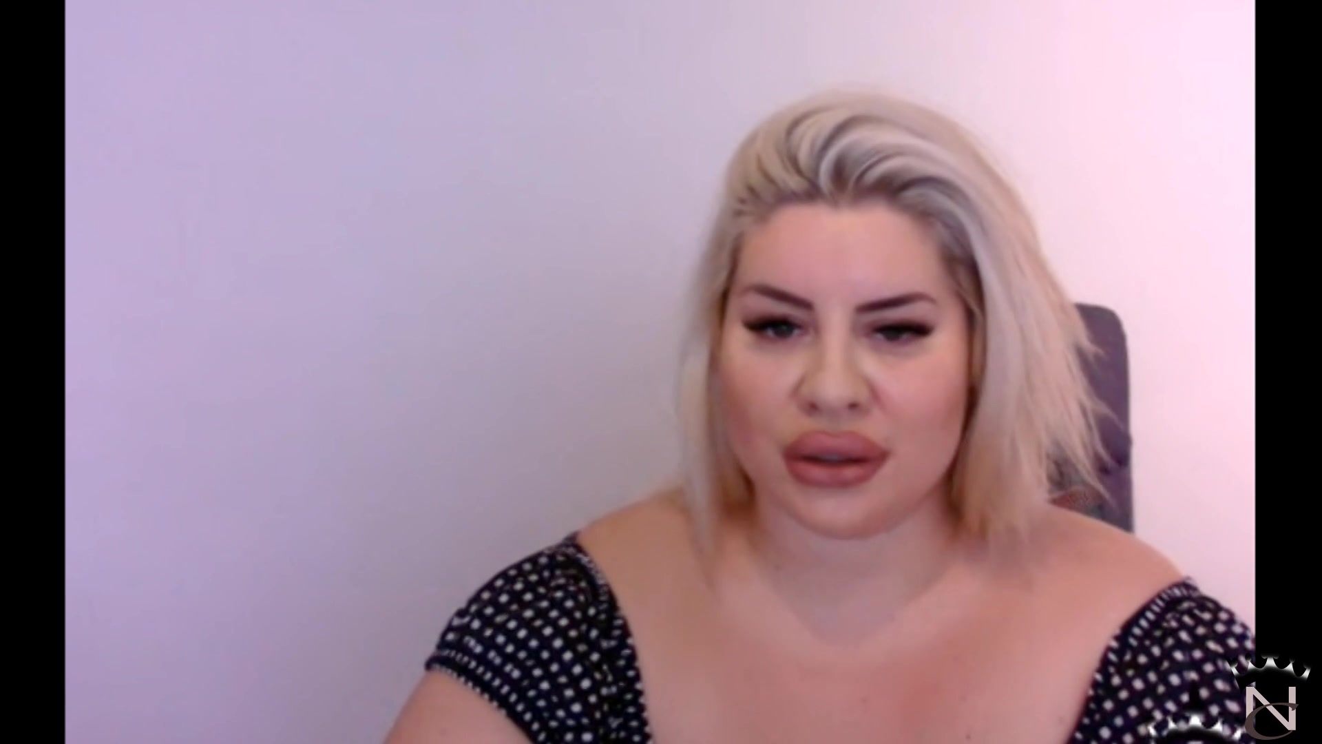 Summary First Live Show - Sex Movies Featuring Natasha Crown
