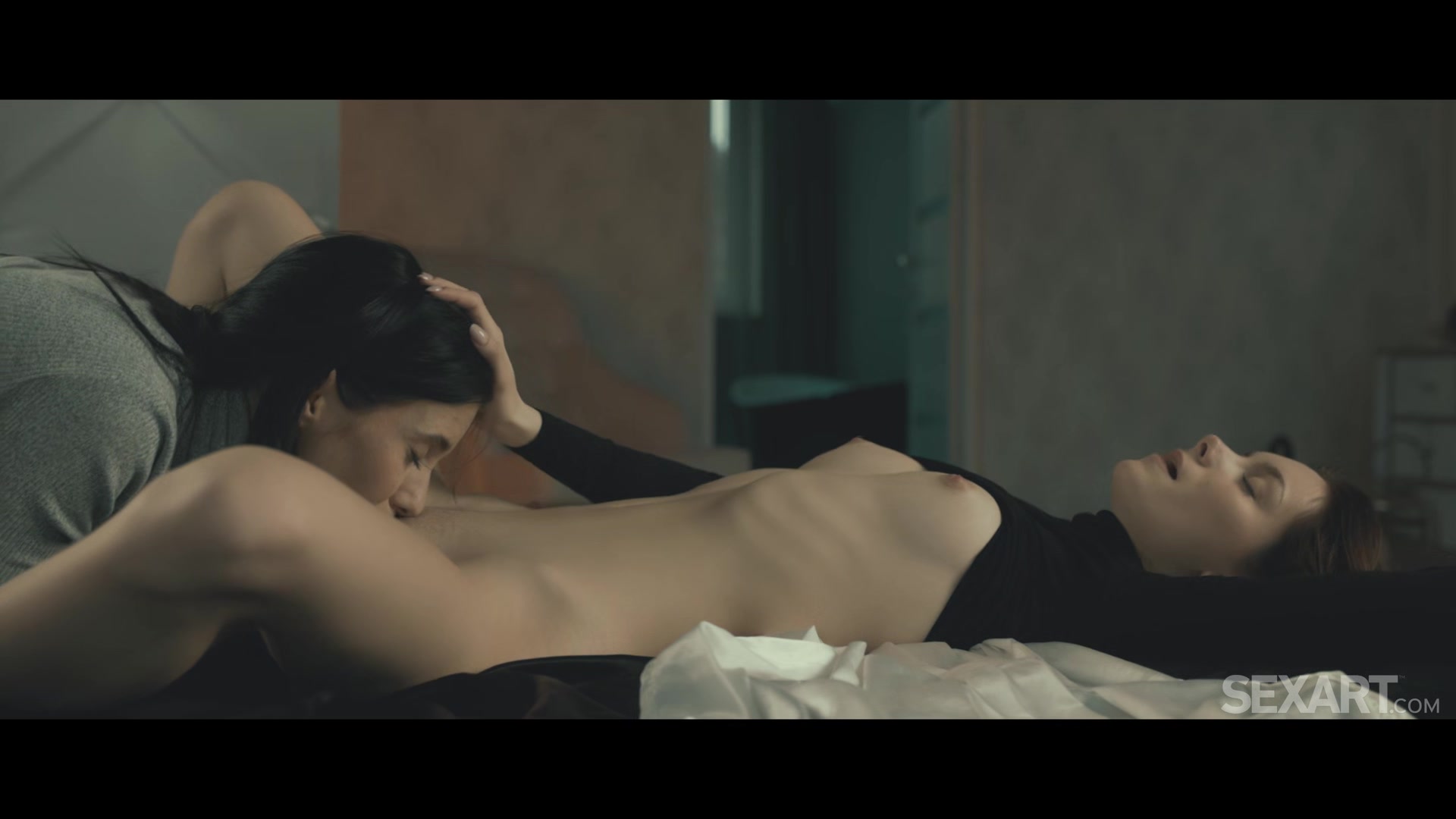 Give Me A Signal - Liz Ocean & Nikky Fox