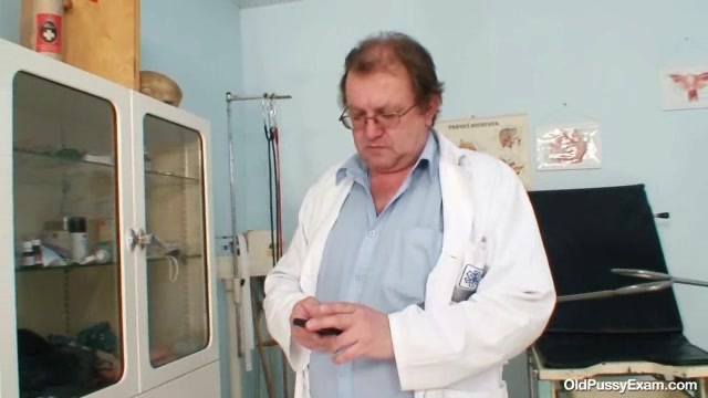 Big tits fat Step mom Rosana gyno doctor examination