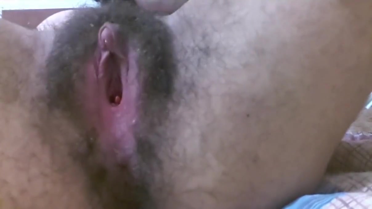 Ftm Stretches Pussy With Big Bottle And Gape And Prolapse