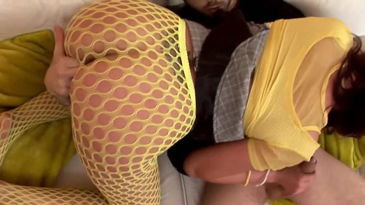 WATCH NOW!! My Hot Stepsister with Big Tits gives me an Amazing Blowjob!!