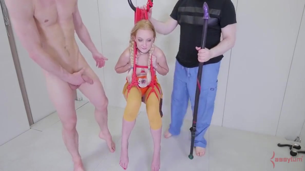 Ass Punishment Sub Is Degraded And Suspended - Anneliese Snow