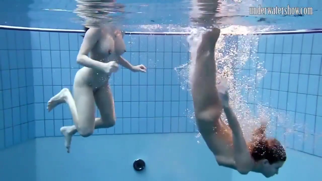 Watch Them Hottest Babes Underwater Super Sexy