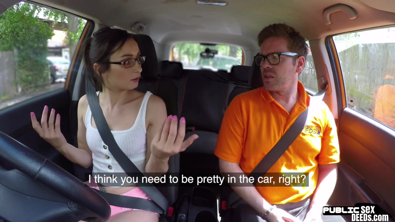 Public fucked teen 18+ enjoys car sex outdoor with driving tutor