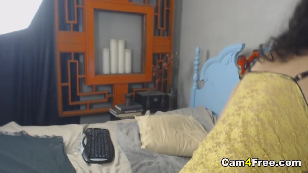 Sexy Babe Fucking With Two Dildo