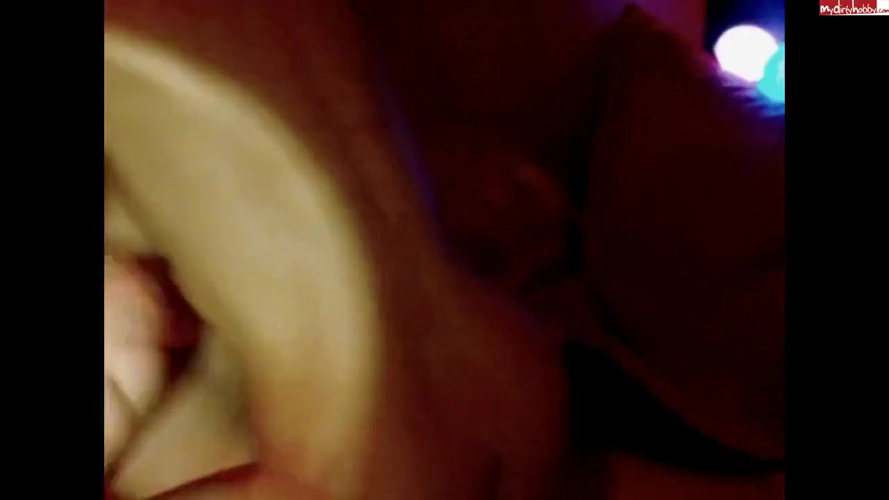 Kissikissi - Im Pornokino Ficken
