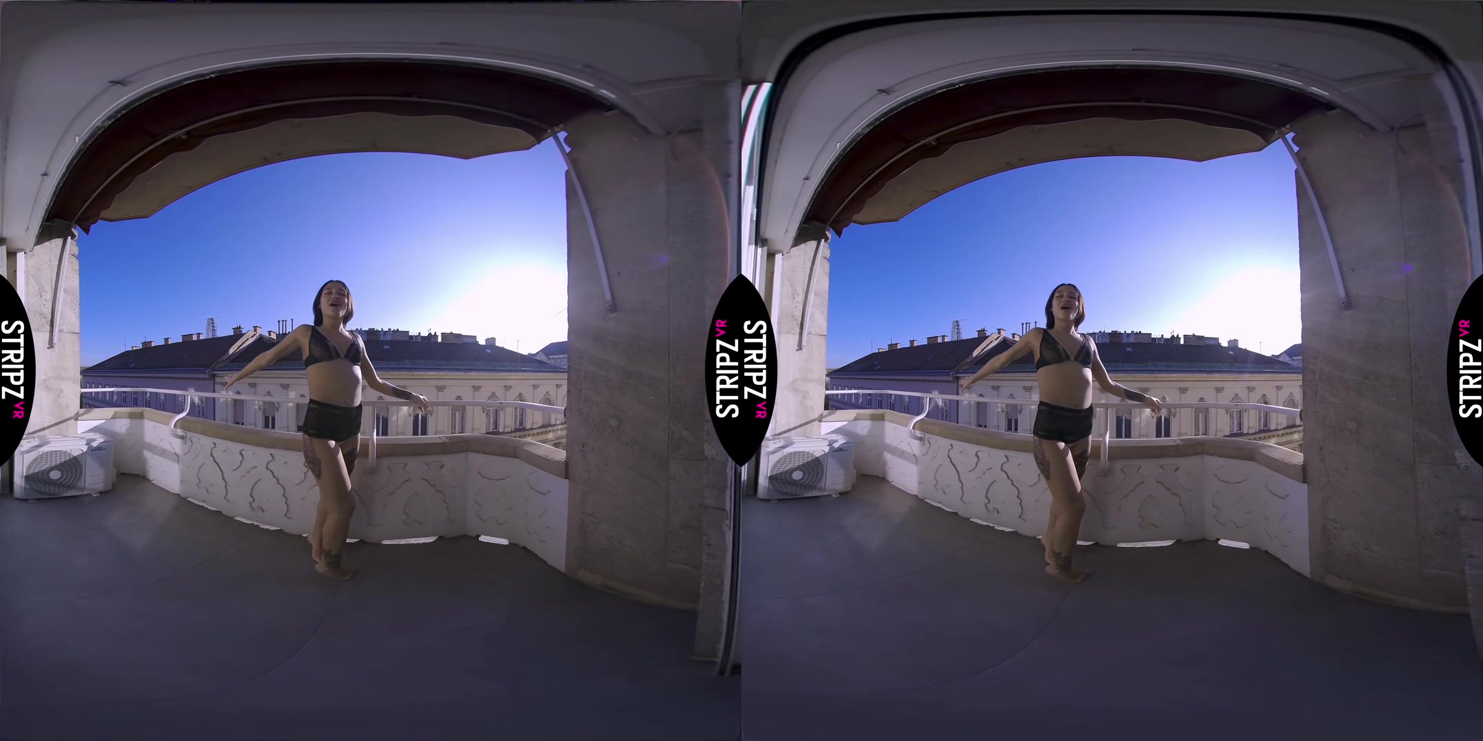 Foxy Lady - StripzVR