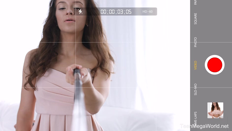 making selfies with cum on face - AnalBeauty