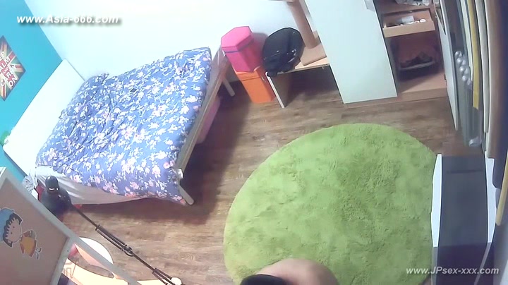 Hackers use the camera to remote monitoring of a lover's home life.322
