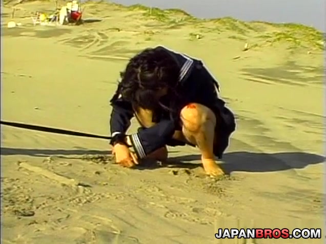 Busty Japanese gal gets things in her wet cunt
