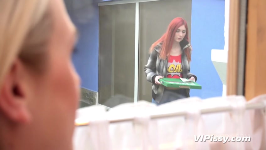 Pissy Pizza Time with Kattie Gold,Vinna Reed by VIPissy - PissVids
