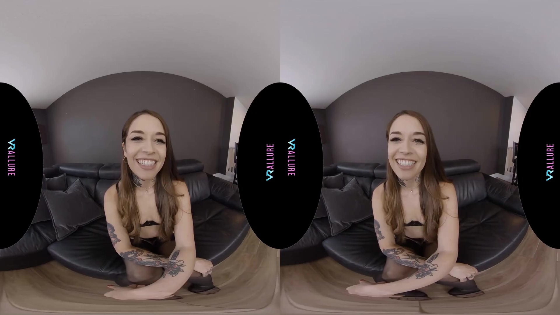 Virtual Reality - Vanessa Stares Into Your Soul