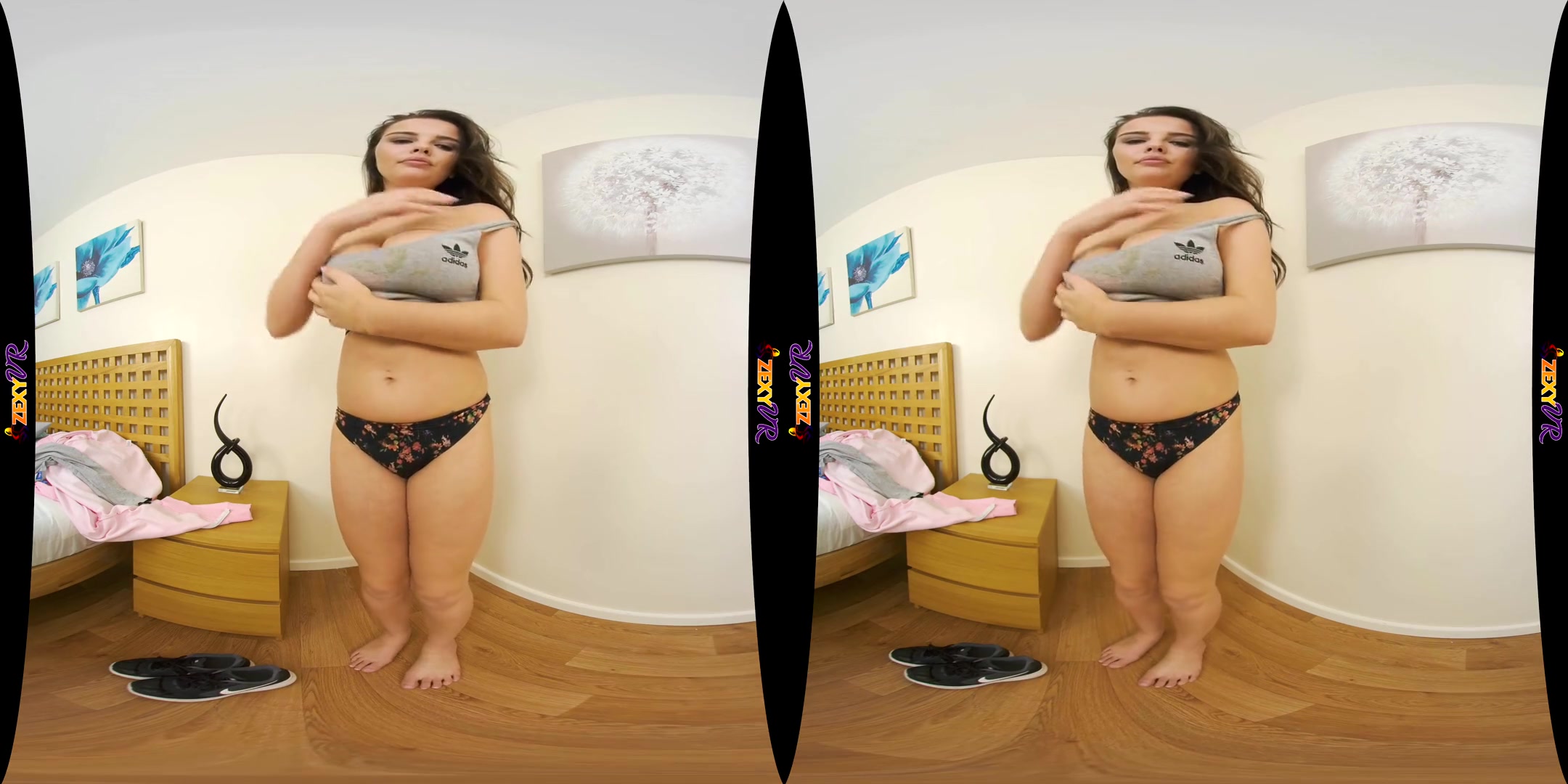 Kay G in Naked - ZexyVR