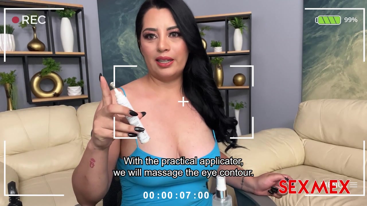 Step-Mommy Opens A Manymodels Account - Cassandra Lujгўn - Cassandra - Sexmex