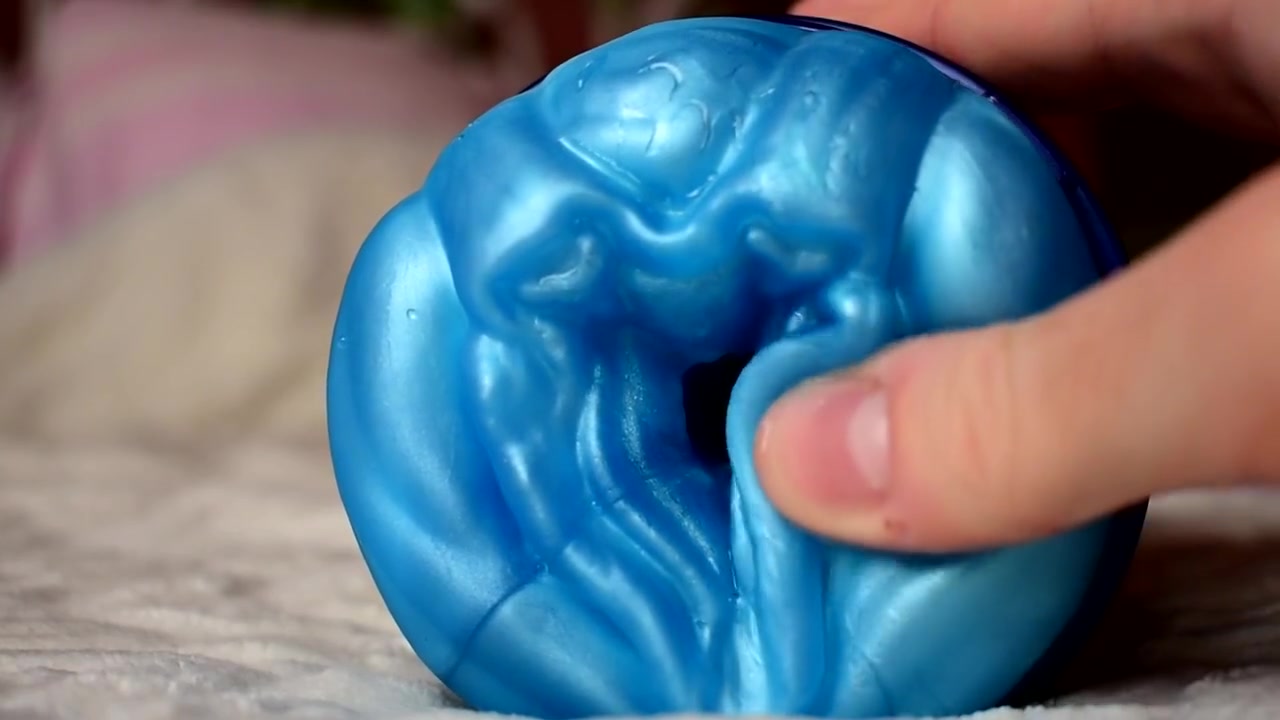 Virgin Boy Drained By Alien Fleshlight For The First Time