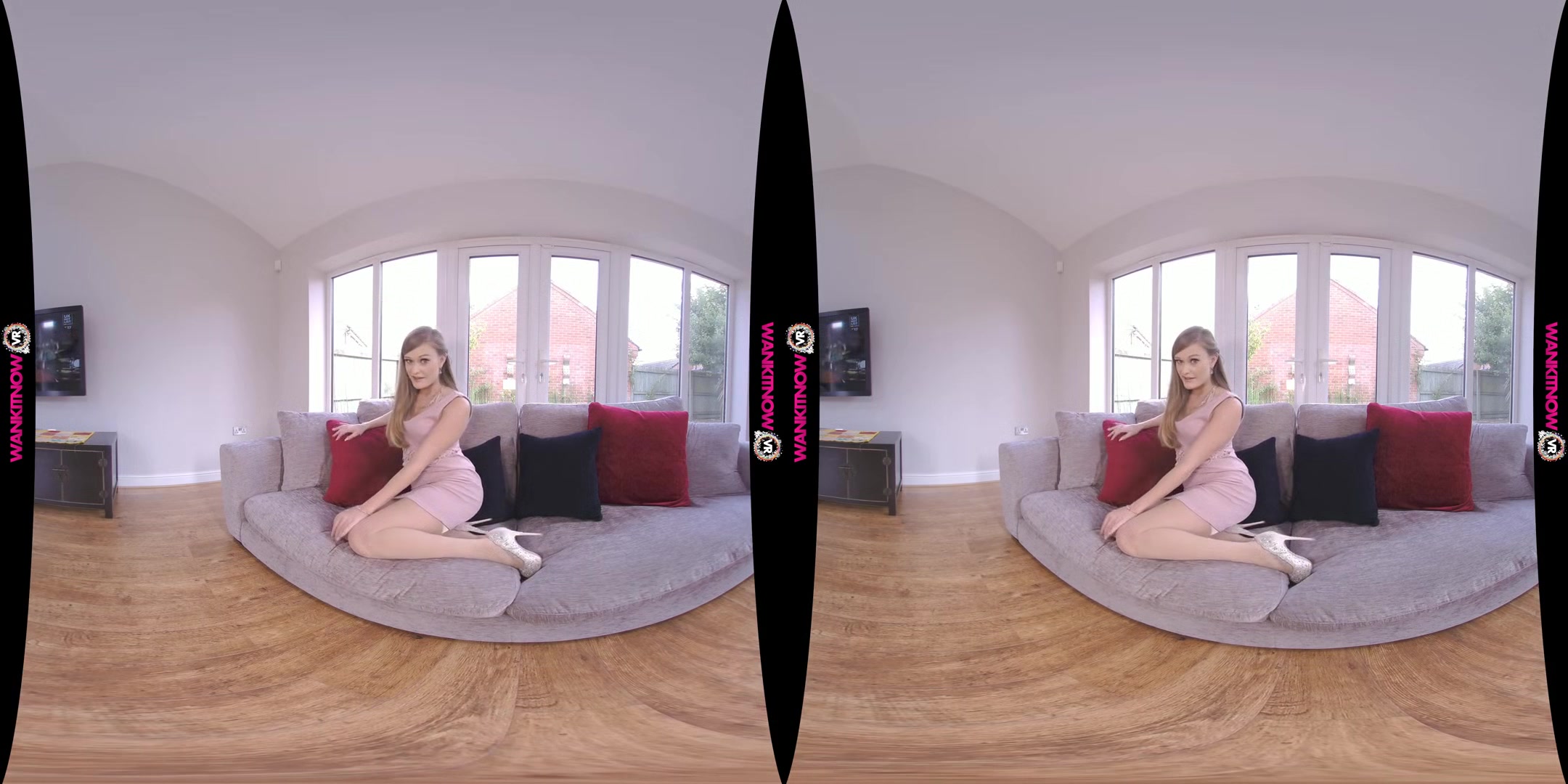Hurry & Wank - Gorgeous Babe Solo Striptease - SexLikeReal