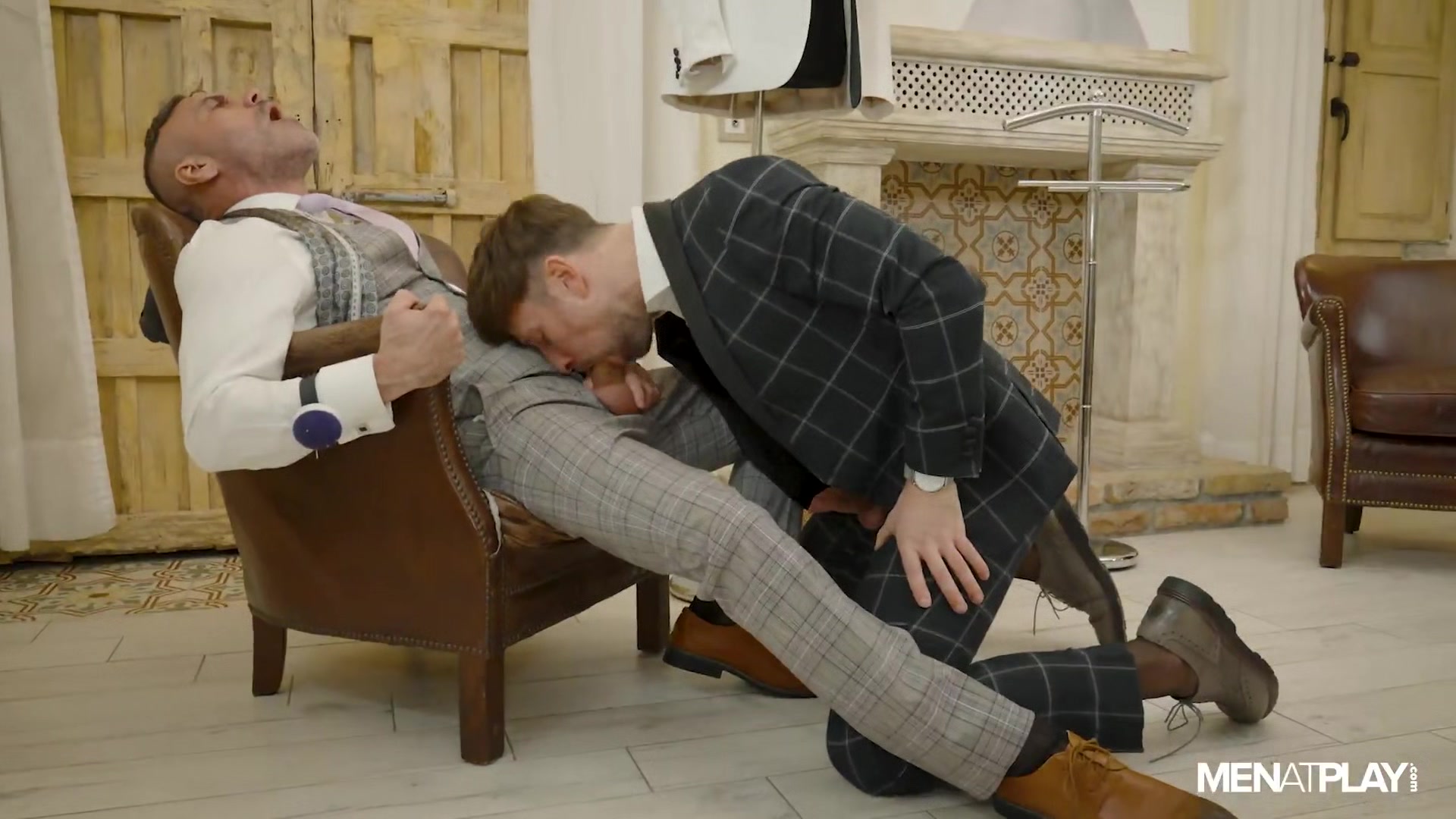 The Tailor and Drew Dixon - MENatPLAY
