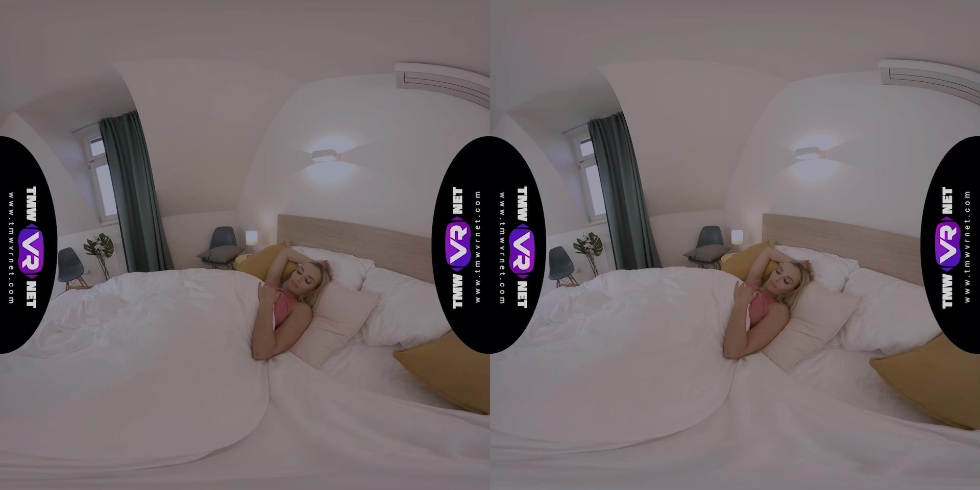 Solo with no panties - TmwVRnet
