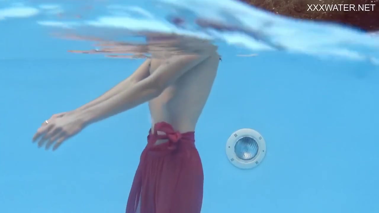 Hermione Ganger - Tiny Skinny Pornstar In The Pool