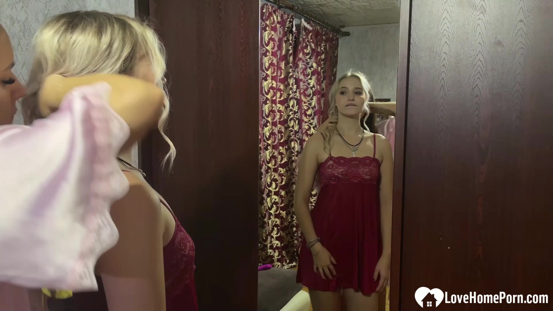 Roommates make out and lick each other