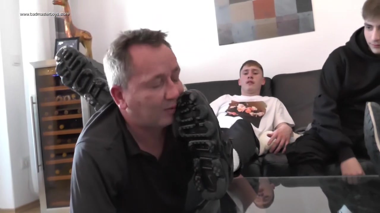 German masters sneaker licking old men