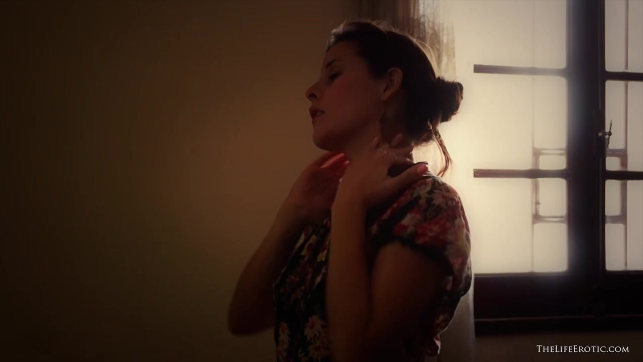 Self Esteem 2 - Yanet - TheLifeErotic