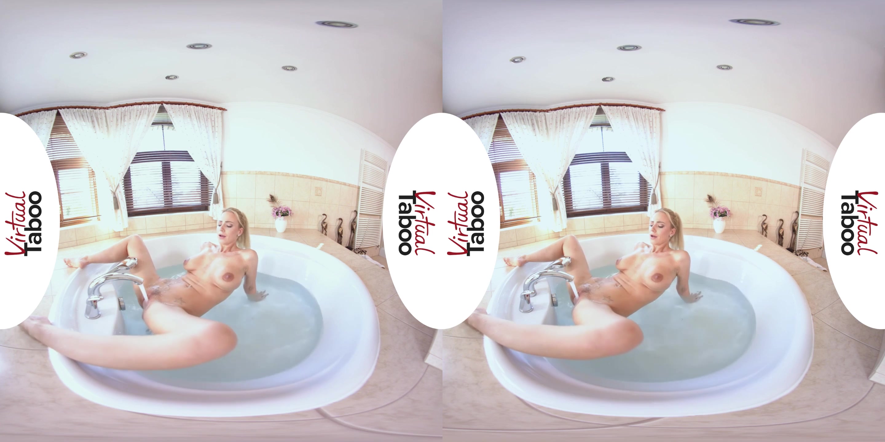Bathtime With MILF Natalie - VirtualTaboo