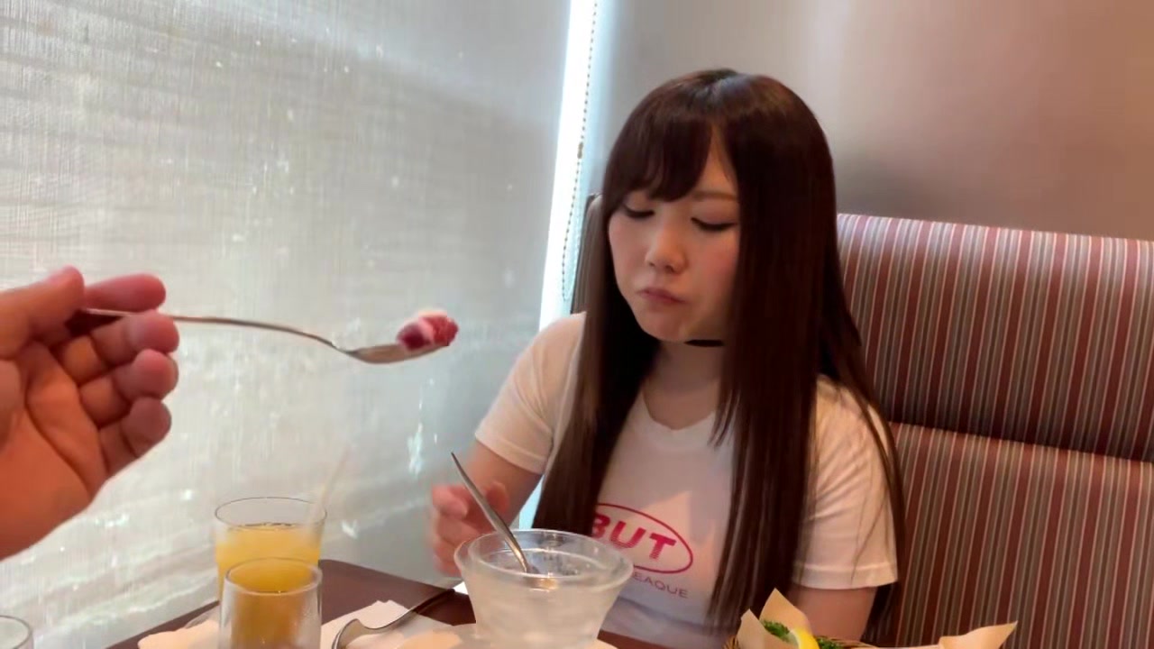 0005252_10代 えっち 亀頭フェラなどが含まれている