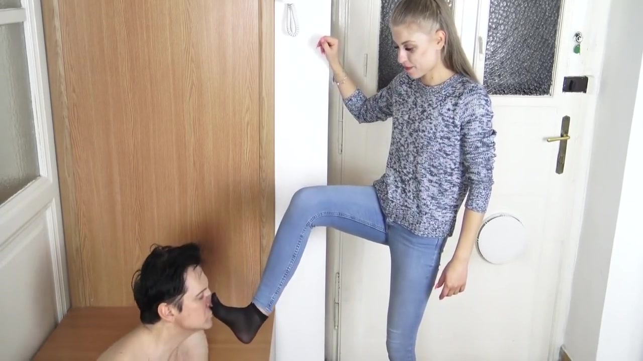 Foot Smelling