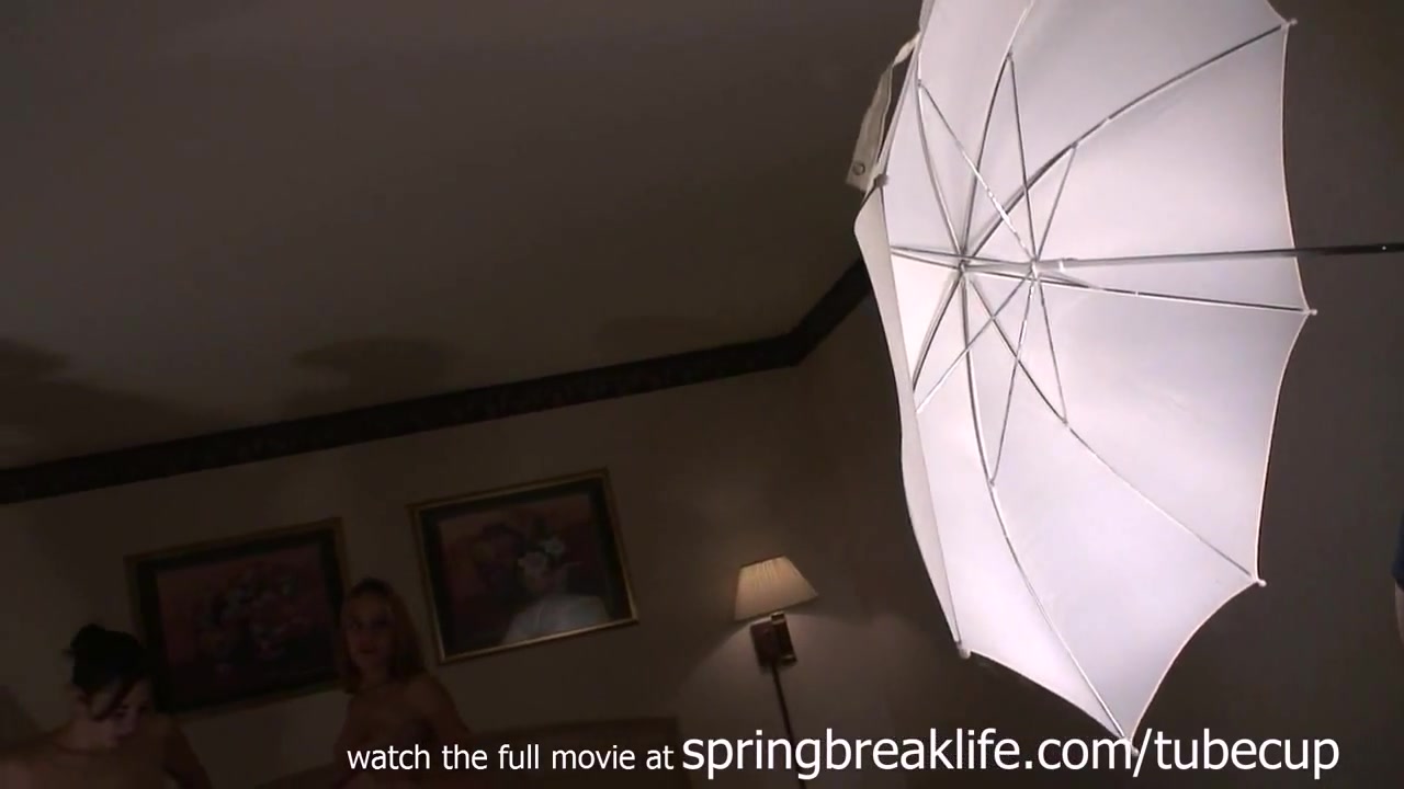 SpringBreakLife Video: Step sisters And 2 Lindseys