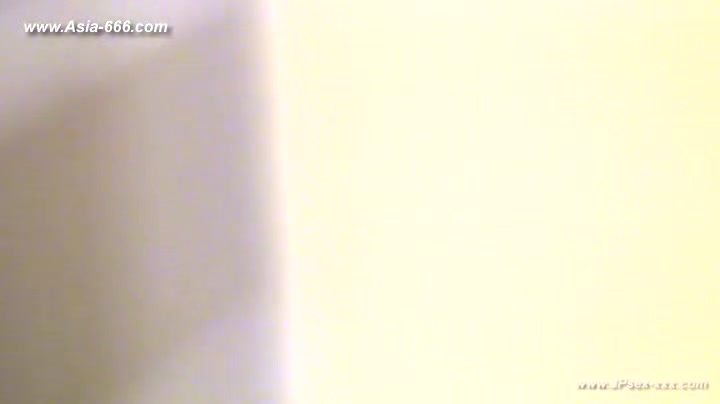 chinese girls go to toilet.137