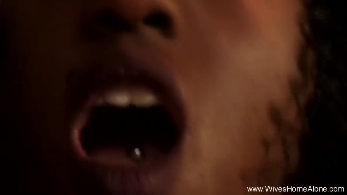 Ebony House Wife Furious Dildo Masturbation Moment