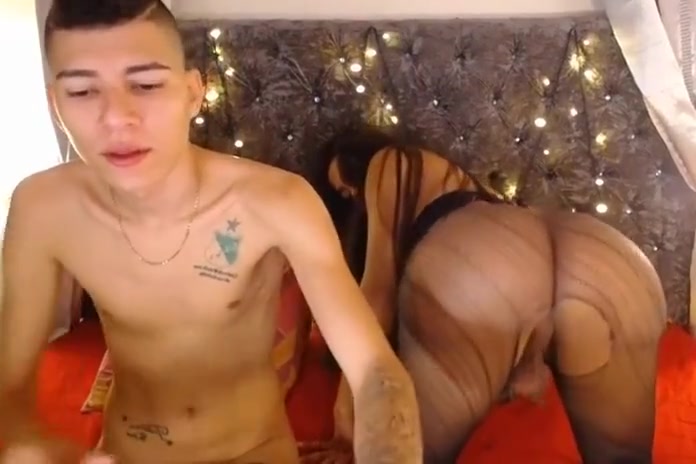 Cali colombian sexy couple straight/trans having fun