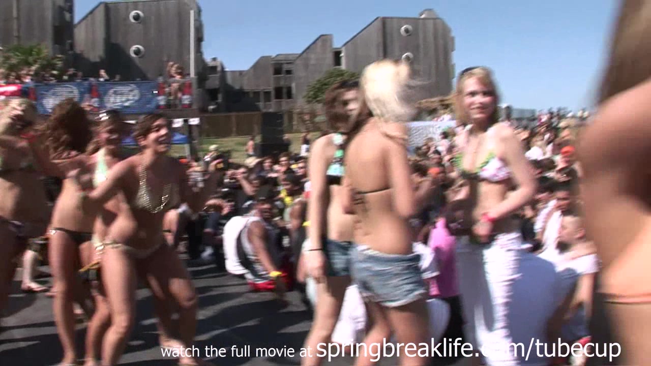 SpringBreakLife Video: Bikini Dance Party