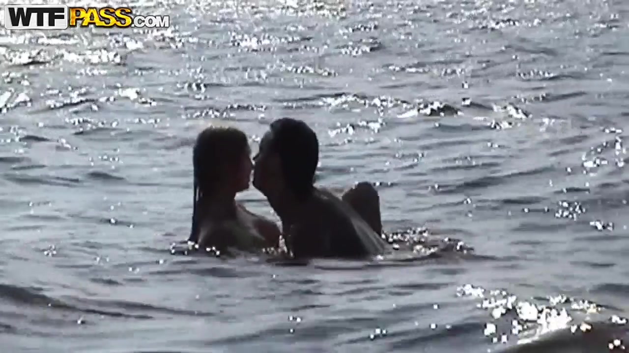 Petite babe Angelina in bikini gives head outdoor