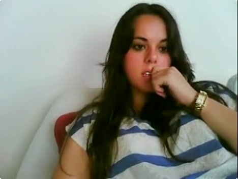 Young lady has no shame to show her incredible goodies