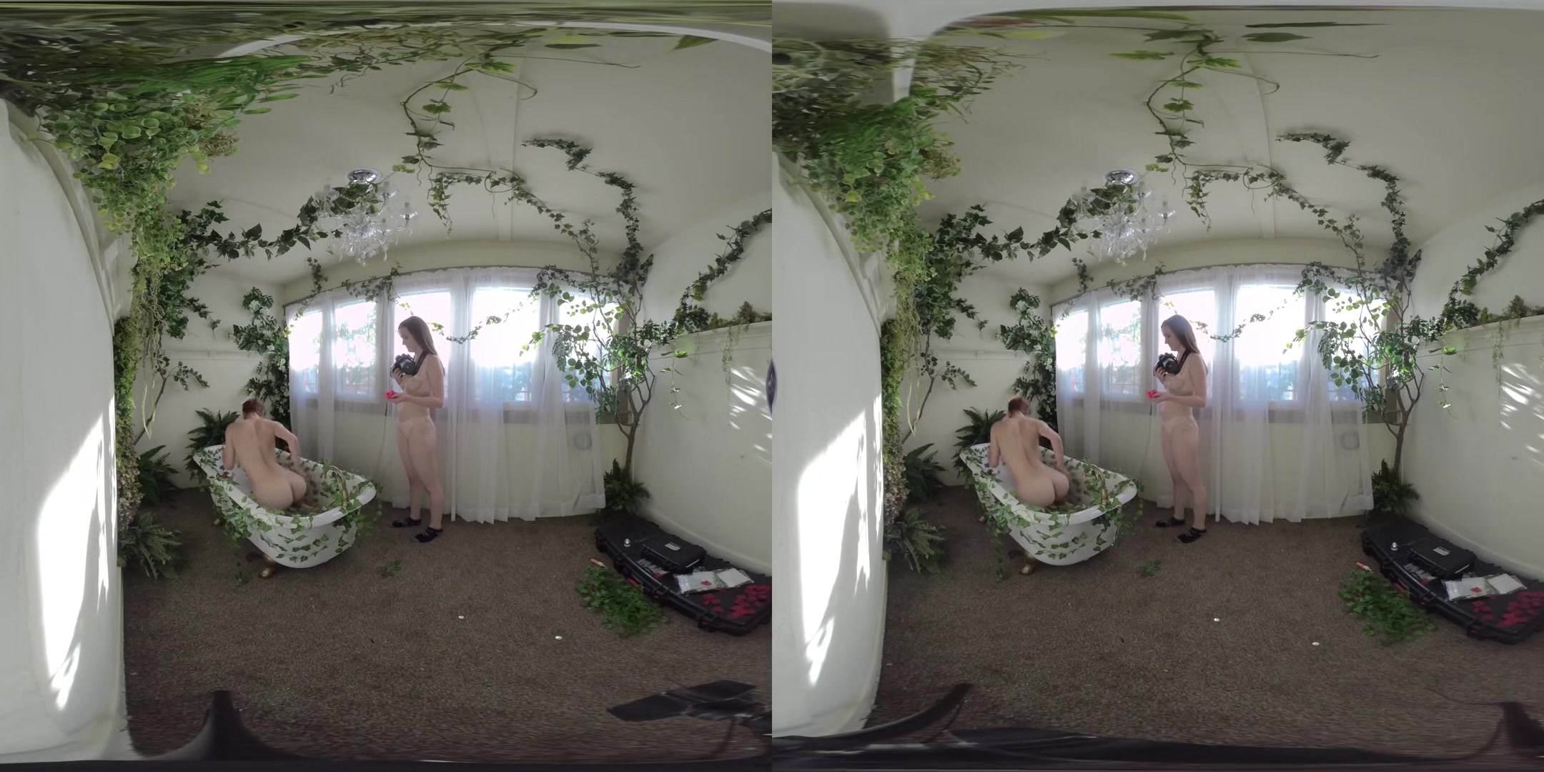 Garden Bath - Two Beautiful Babes Teasing 3D Porn