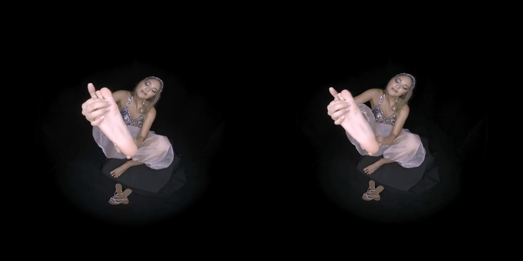 The Belly Dancer's Feet - Gorgeous Babe Solo Virtual Reality Foot Fetish