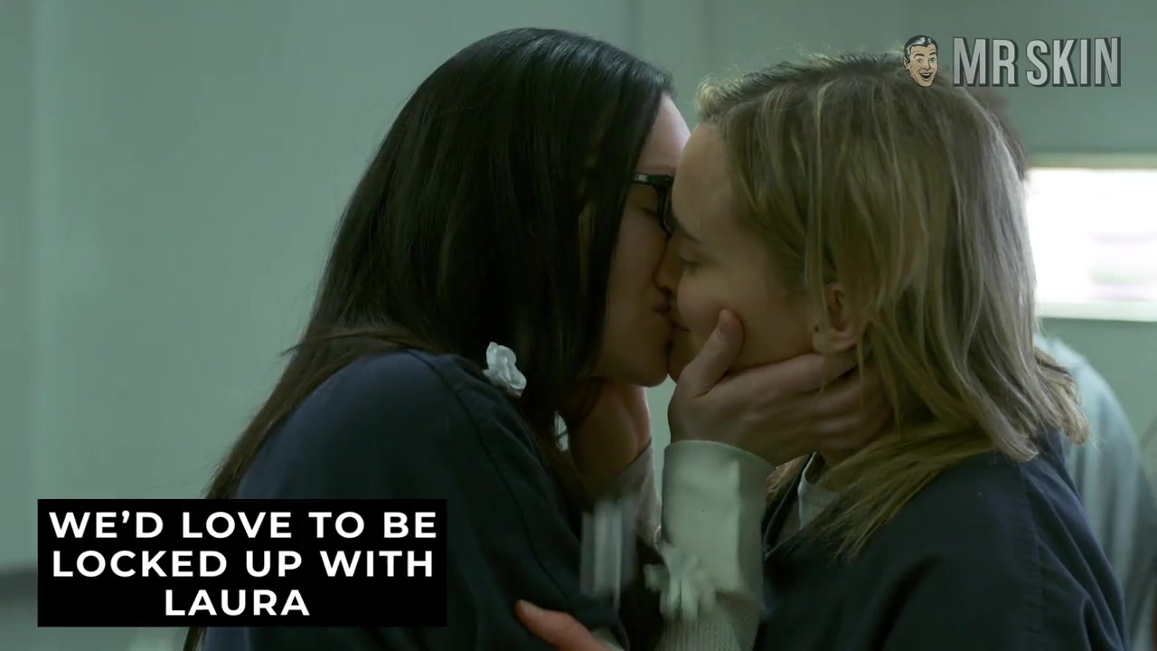 Battle of the Babes: Laura Prepon vs. Taylor Schilling - Mr.Skin