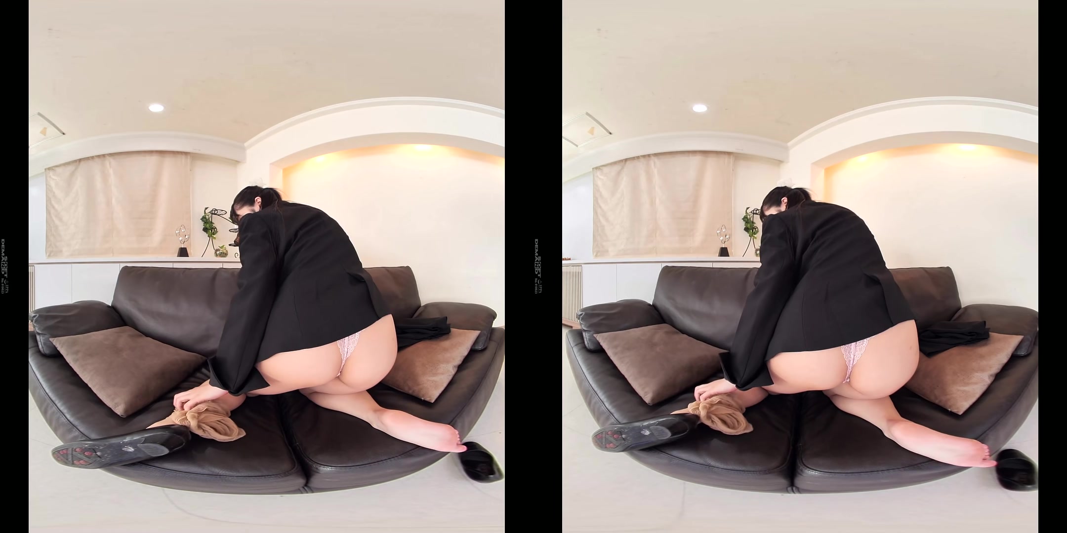 Working Women's Thongs Close-Up VR - SodCreate