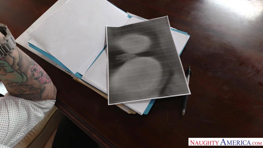 Bella Rose - naughtyoffice