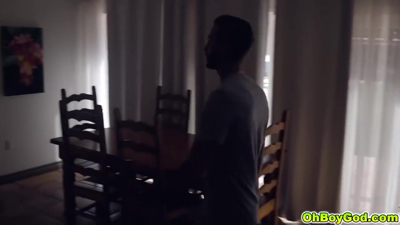 Stepson Blow His Cum To His Stepmom Face - Queenie Sateen, D Va And Vanessa Sky