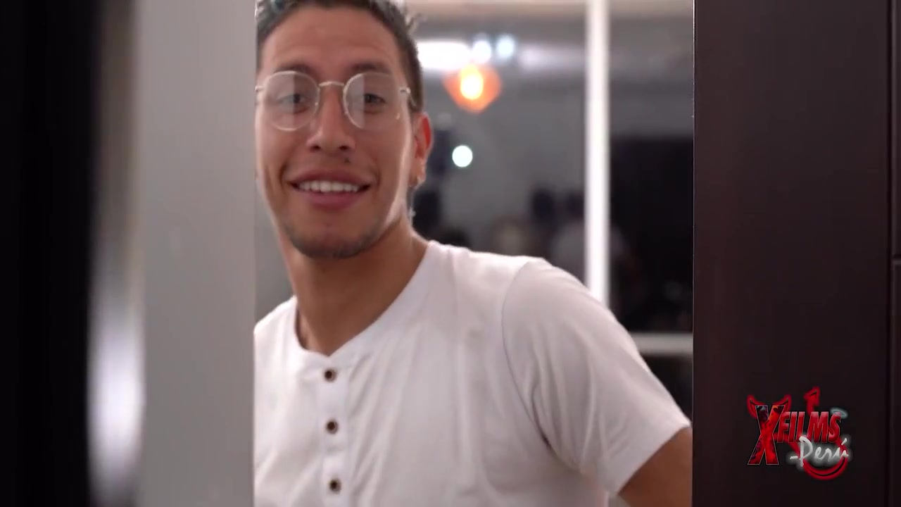 Young Man Reunites With His Cousin After Years And They End Up Playing Doctor just Like In The Old Days