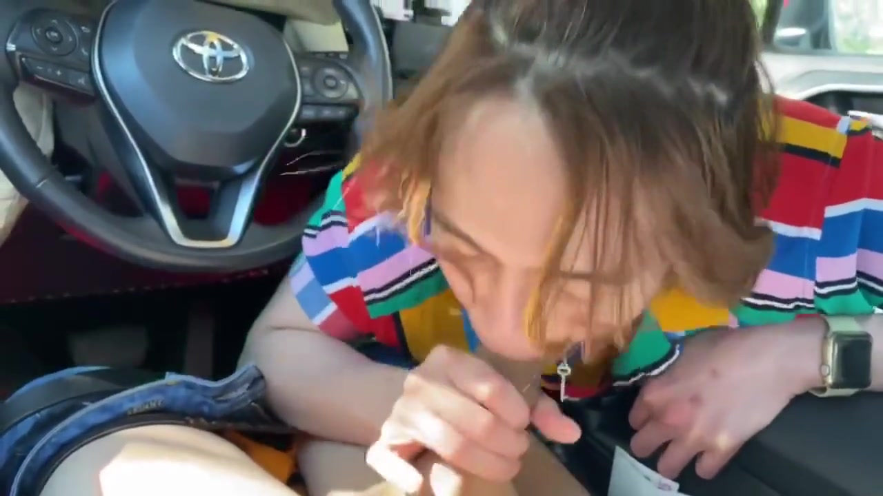 Asian Twink Sucks Big White Cock & Swallows In The Car