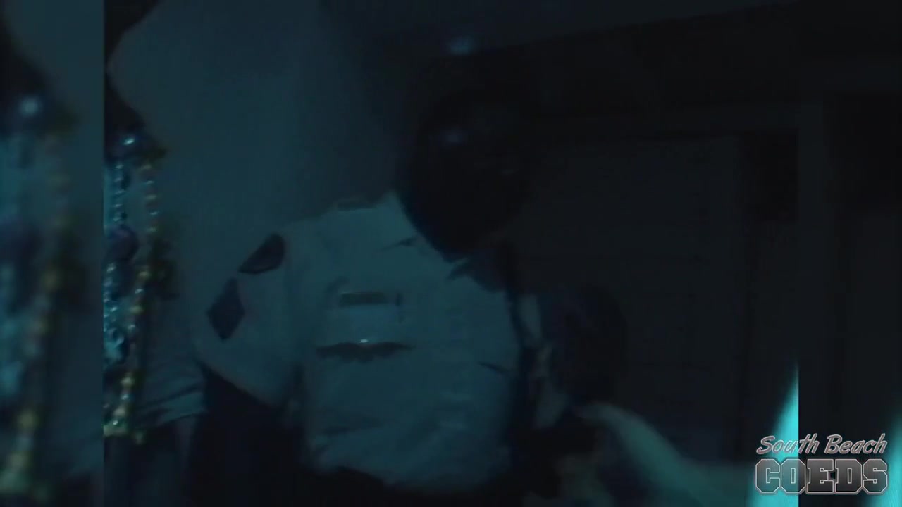 One Hell of a Spring Break Night - Cops, Wet T-Shirts, Pussy, and a Pissed Off MC - SouthBeachCoeds