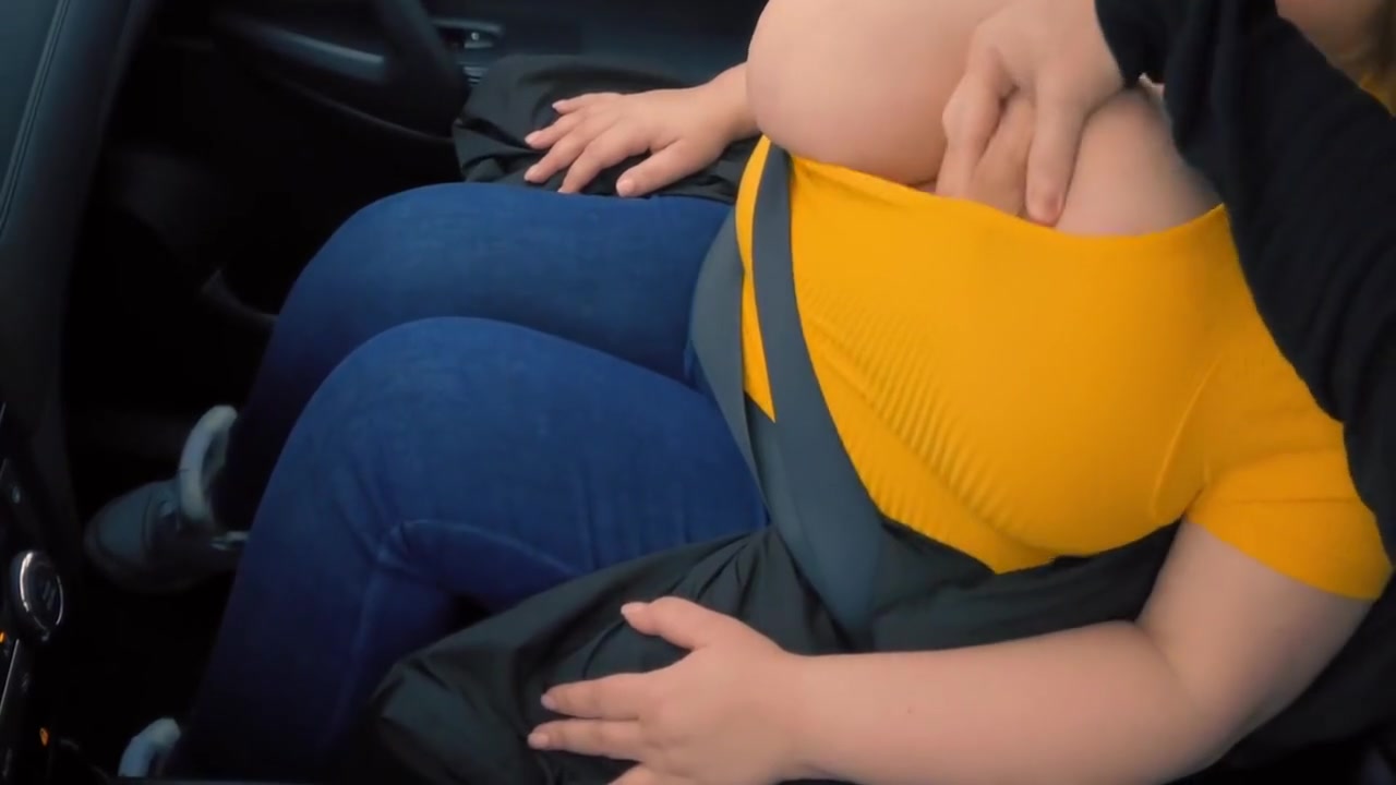 Taxi Driver Playing With Monster Boobs Of 14 Min With Anna Katz