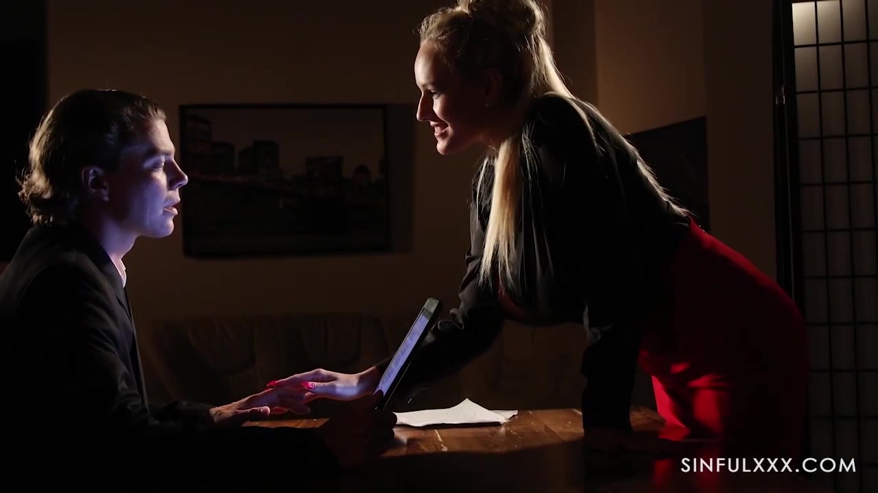 Office Sexual Distractions - Sinfulxxx