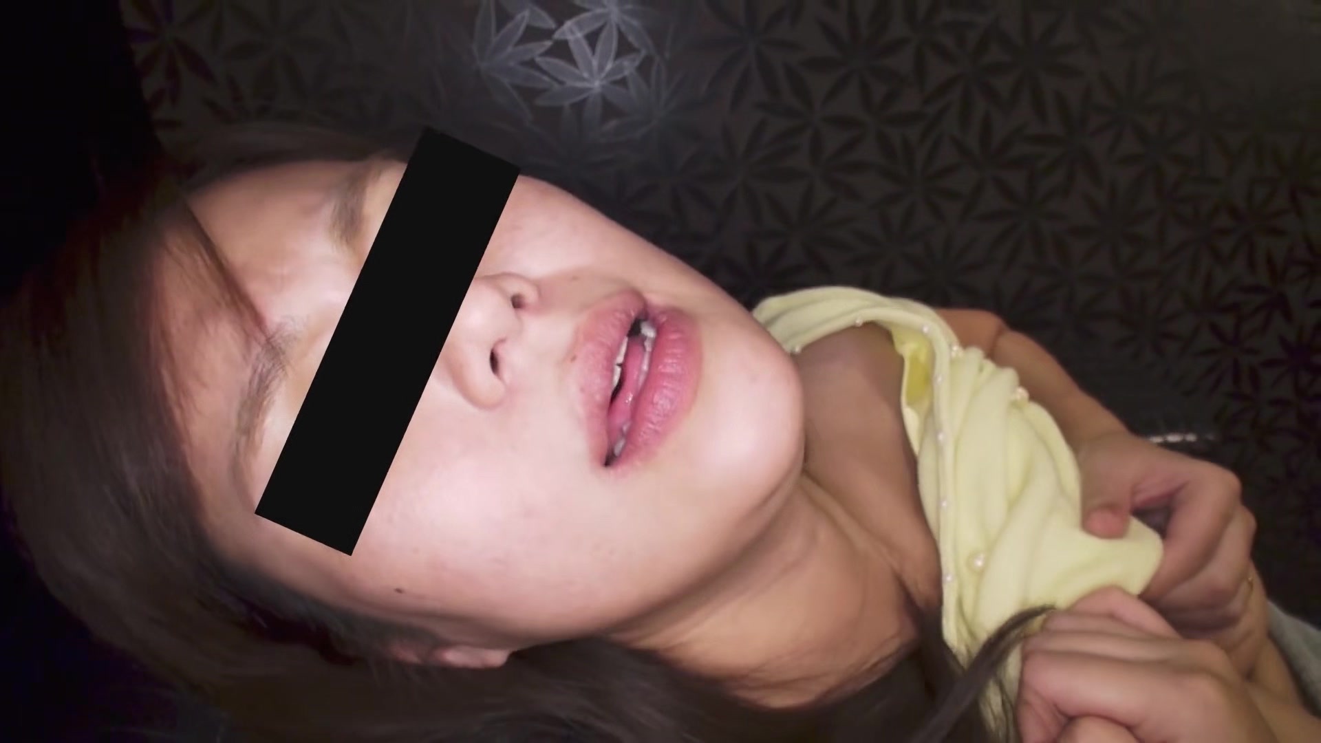 Suzu Motomiya Amateur Beauty With Full Of Sex Appeals For The First Time Try To Keep Looking At Camera - 10musume