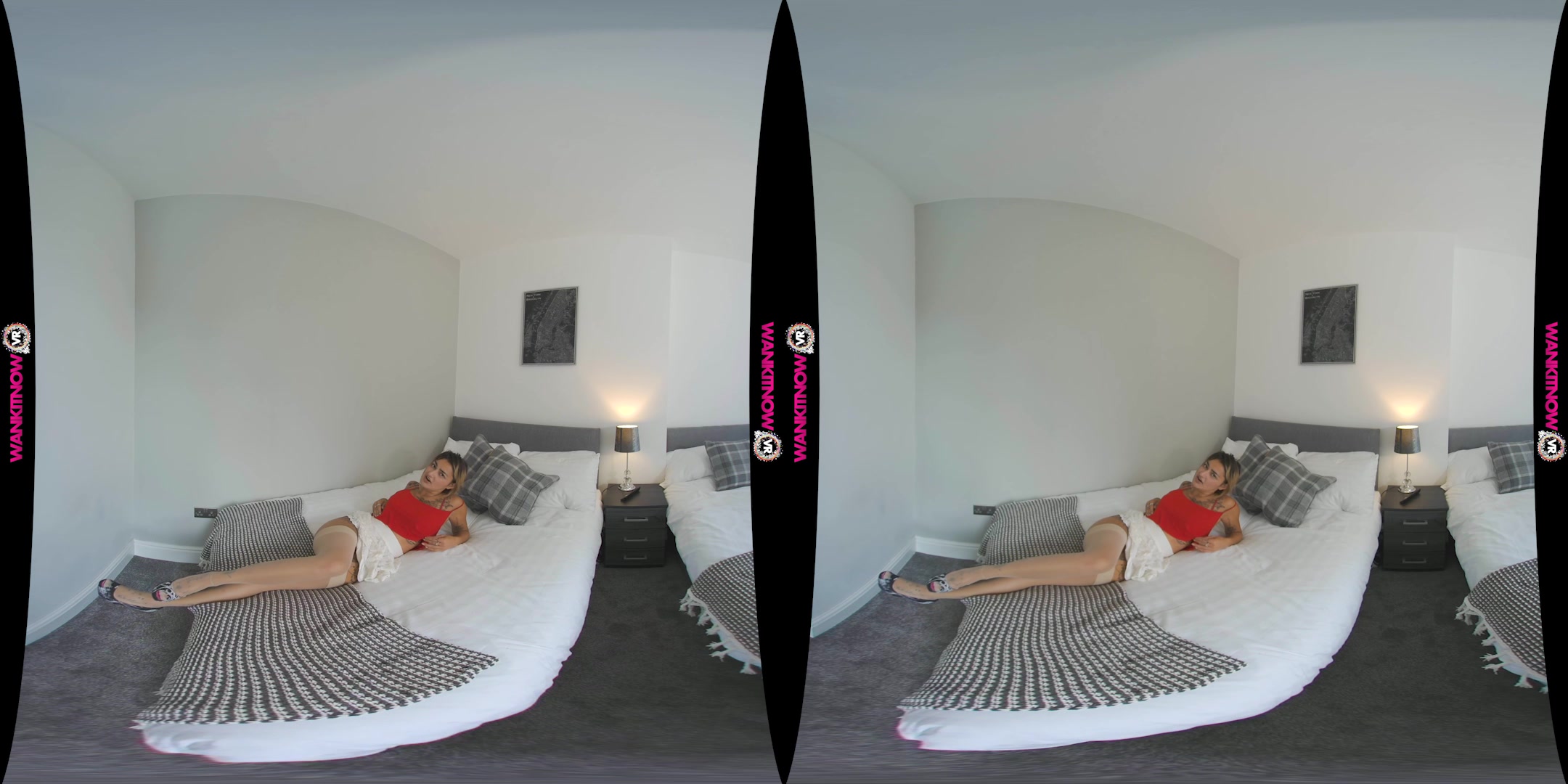 I'll Help You Wank featuring Selene - WankitNowVR