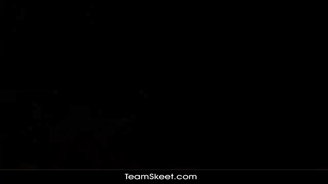 Fine Chocolate Babe Does Porn